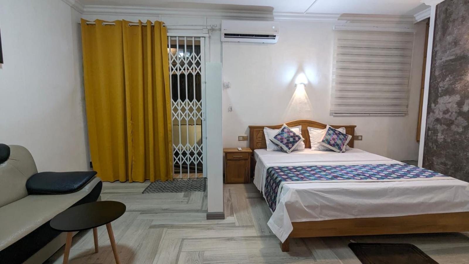Happy House - Cosy Apartment With Private Pool And Walking Distance To Blue Bay Beach Екстериор снимка