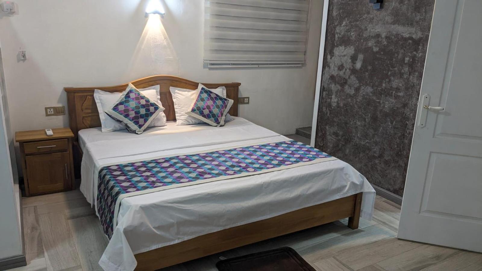 Happy House - Cosy Apartment With Private Pool And Walking Distance To Blue Bay Beach Екстериор снимка